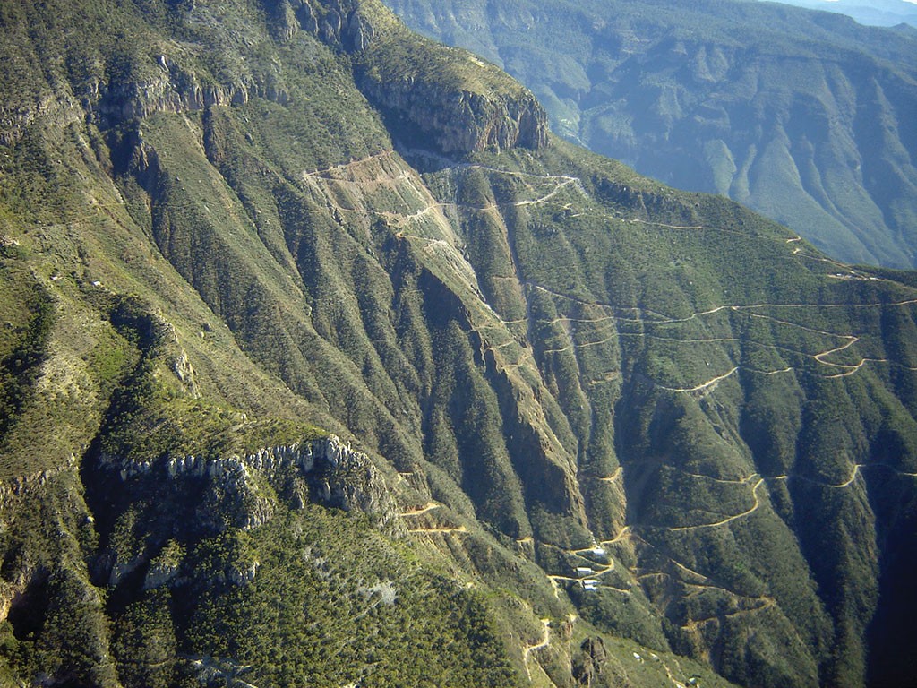 Exploration road switchbacks cross-cutting the El Creston zone at the Tahuehueto gold-zinc-silver property in Mexico’s Sierra Madre mineral belt. Credit: Telson Resources.