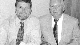 Thundelarra's exploration director, Brian Richardson, and the company's chairman, Phil Crabb.