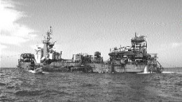 The twin-airlift diamond mining ship mv Anya in operation in 2003.