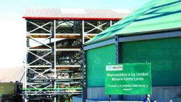 PAUL HARRISThe concentrator (background) at the Cerro Lindo zinc-copper mine in Peru, which opened recently.