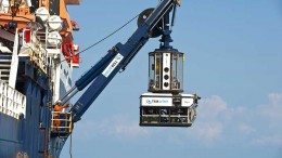 A Nautilus owned ship suspends underwater drilling equipment in the air. Source: Nautilus Minerals
