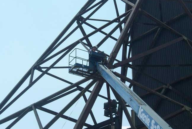 Hoist construction at Kirkland Lake Gold's Macassa project in 2010. Credit: Kirkland Lake Gold