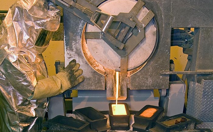 A worker pours gold at Barrick Gold's refinery at the Goldstrike gold mine in Nevada. Credit: Barrick Gold