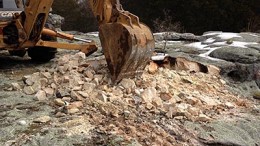 Outcropping SST formation rocks at Select Sands' Sandtown frac sand project in Arkansas. Source: Select Sands