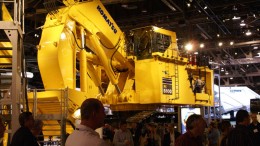 The Komatsu PC 5500 mining shovel on display at MINExpo International in Las Vegas. Credit: Virtualminexpo.com