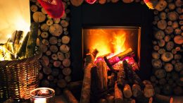 A holiday scene. Credit: Pexels.com.