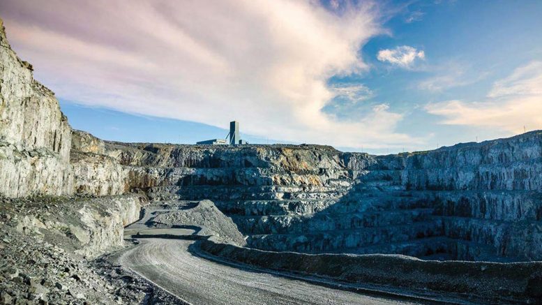 The now dormant Roby pit at North American Palladium’s Lac des Îles palladium mine in Ontario. Credit: North American Palladium.