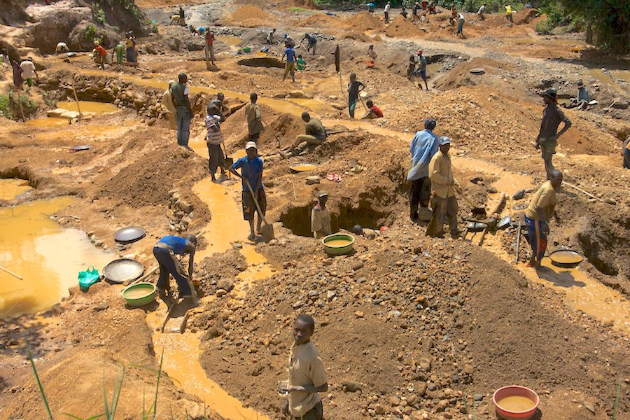 Glencore leads miners group in cobalt blockchain pilot - Vimarsana News