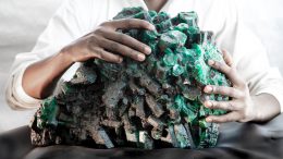 Massive emerald cluster sets new record at Gemfields auction