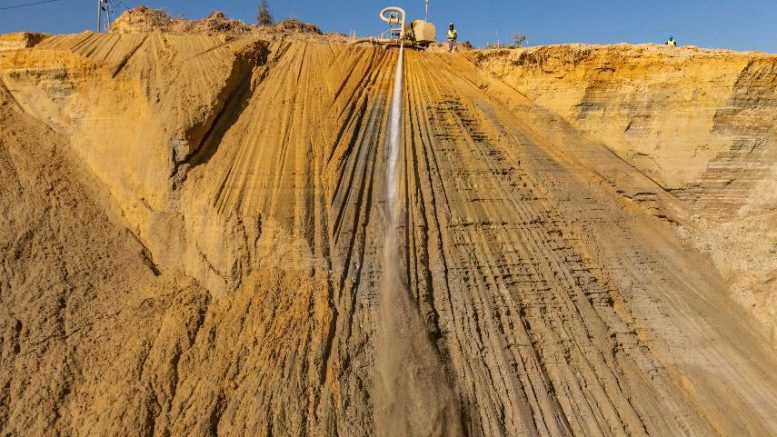 US indexes close lower during May 1-5 trading week