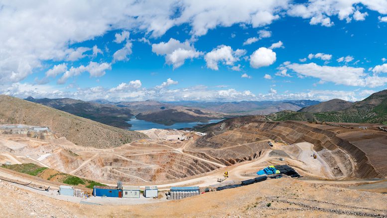 Nine workers still missing after landslide at SSR mine in Turkey