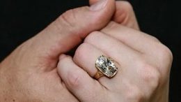 Taylor Swift’s vintage ring shines new light on diamond industry
