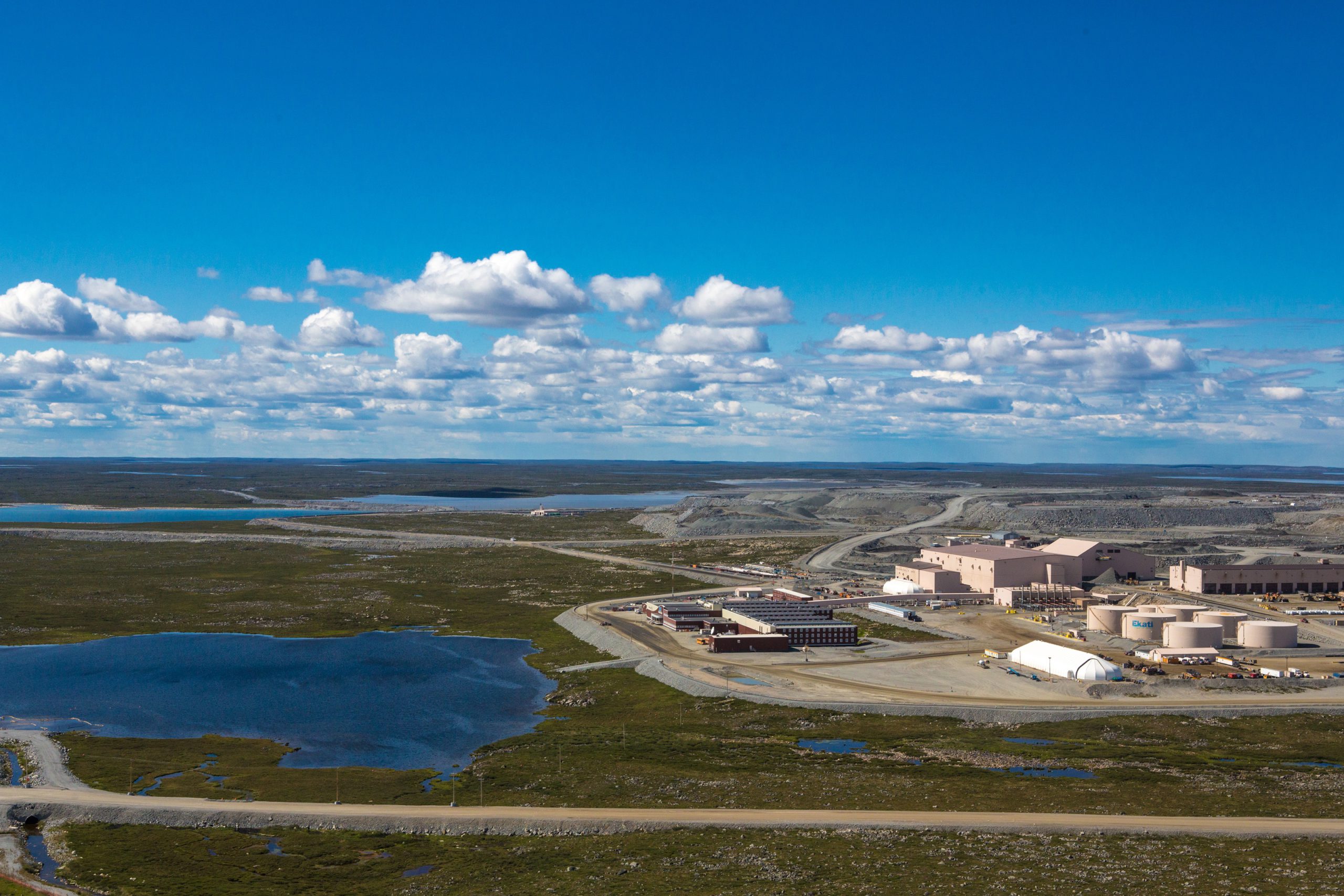 Canada's first diamond mine to shut down