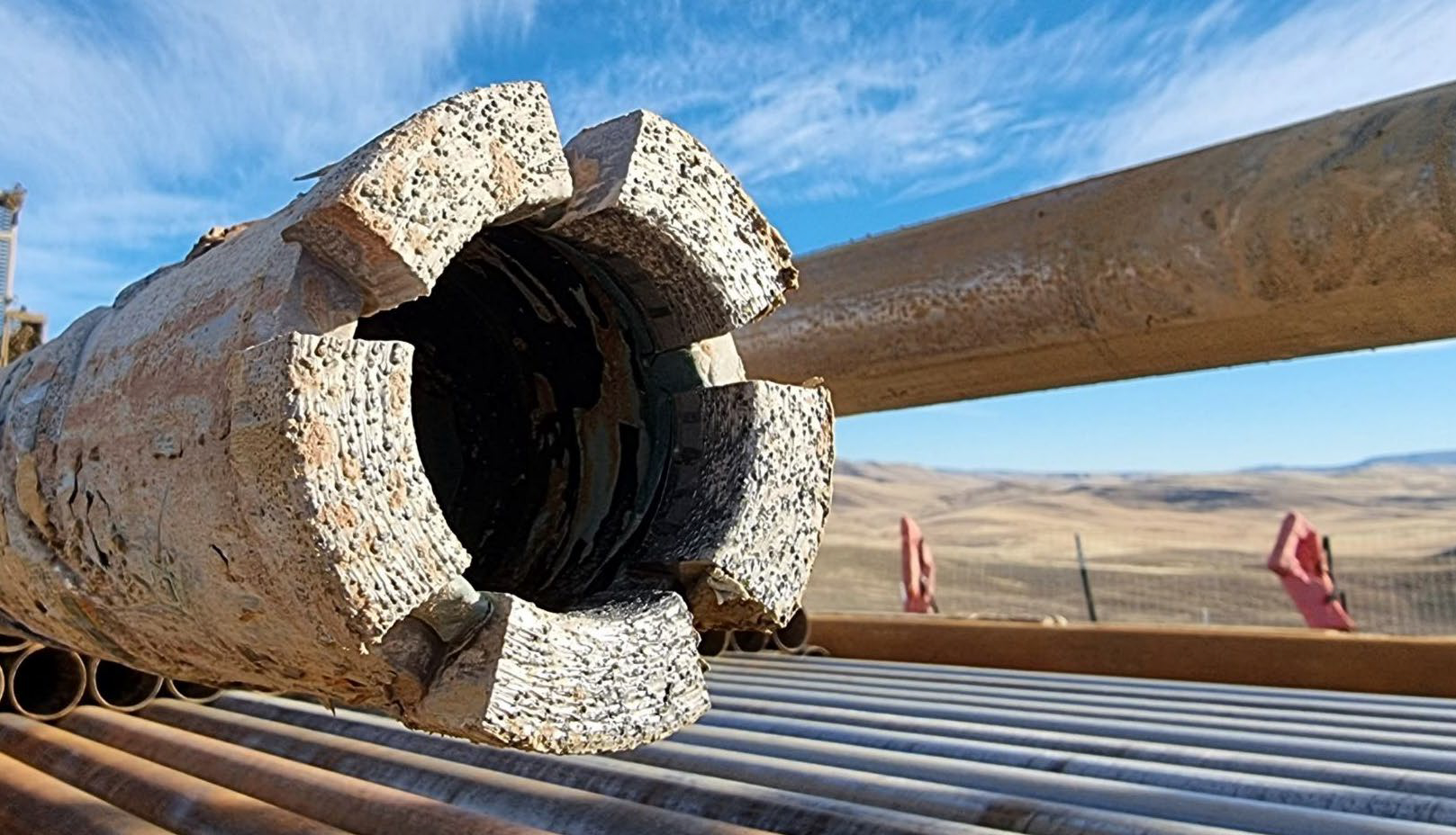 Mining Forum: Miners have cash but lack the crews